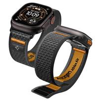 „Spigen Athlex Air 2“ dirželis, skirtas „Apple Watch“ (44 / 45 / 46 / 49 mm) – juodas ir oranžinis