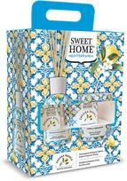 Sweet Home Collection Gift set of aroma diffuser with candle White Zagara