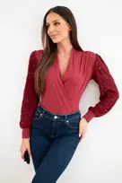 Moteriška bordo spalvos palaidinė Nara
