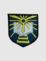 Vilkaviškio r. Pilviškių „Santakos“ gimnazijos embelma, EMBLEMA: Emblema su prisiuvimu (prie rūbo)