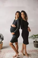 Briaunuota juoda motinystės ir žindymo suknelė Tummy milk & love, dydis L