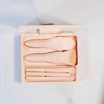 5 dalių kelioninis makiažo šepetėlių rinkinys su veidrodėliu dėžutėje - Rinkinį sudaro pagrindo ir akių detalių šepetėliai 3.0 New Mirror Box with Individual OPP Packaging beige
