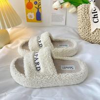 Internet celebrity thick-soled fluffy slippers women's wear 2025 new autumn and winter fashion lamb fluffy one-word cotton slippers 35 balta