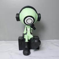 Modern Minimalist Astronaut Figurine for Children's Room - Trendy Collectible Bedroom and Living Room Decor