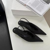 Fashion Dress Women Sandals 2026 Hot Sale Shoes Female Closed Toe Women's Sandals Pointed Toe Slip on Low Heel Lace Shoes Women 35 juoda