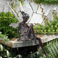 2 dydžiai Dervos amatai Sėdinti pasakų statula Sodo ornamentas Kraštovaizdžio kiemo dekoracija Puiki šventinė/gimtadienio dovana Kiemo angelų ornamentai 15*5.3cm juoda