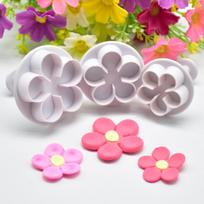 3pcs Flower Shape Cookie Cutter DIY Flower Fondant Mold Baking Accessories