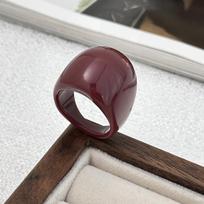 Retro Wine Red Irregular Resin Stretch Bracelet with Open Cuff Design
