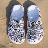 Summer new women's breathable hole shoes non-slip lightweight beach shoes printed bag head cool slippers 36 juoda