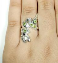 Sterling Silver Bird Ring: Peridot Statement Ring, Unisex Charm 6 3/4 sidabras