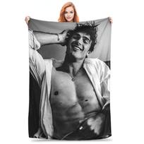Flannel Throw Blanket Jacob Elordi Australian Actor Warm Plush Blankets Soft Bedding for Bed Living Room Home Travel Couch 75X95CM