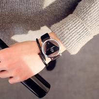 Triangulation Watch Luxury Wrist Watch Women's Quartz Fashion and Causal Ladies Leather Watch AVE juoda
