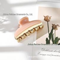 Alexander's Vendôme Hair Clip, Macaron Color, Medium, Simple, Versatile, Light Luxury Style.