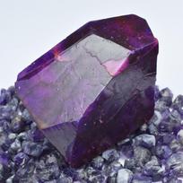 CERTIFIED Natural Sapphire 999 Ct Uncut Huge Size Purple Sapphire Rough Gemstone 89.9 mm approx violetinė