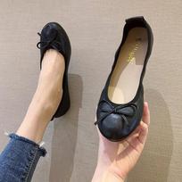 Comfortable Wide Width Flats for Fat Feet Women's Large Size Slip-on Loafers Flexible Soft Sole Daily Single Shoes 36