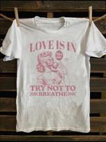 Sense Of Design-Vintage Housewife Humor T-Shirt- Retro Style 'Love Is' Pattern T-Shirt With Sarcastic S