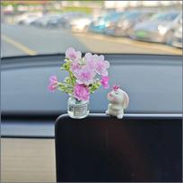 Mini Car Vase with Artificial Flowers and Small Rabbit Figurine Resin Decorative Set for Dashboard Micro Landscape Interior Ornament One Size