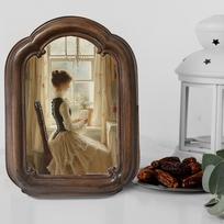 Retro Resin Photo Frame Hand Painted Decorative Elegant Old Fashioned Tabletop Display for Office 15.5x19.6cm
