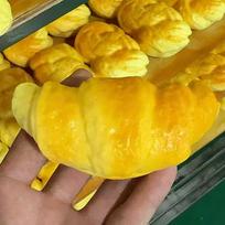 Slow Rising Croissant Squishy Squeeze Fidget Toy Soft Anti-Anxiety Stress Relief Sensory Toy Decompression Plaything 1Pcs