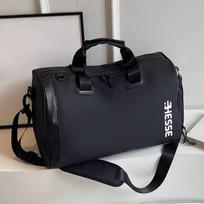 Short Trip Bag Large Capacity Handbag Big Travel Handbag Dry and Wet Separation Sports Cycling Storage Bag