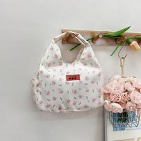 New fashionable and cute canvas, wind large capacity girl printed handbag casual versatile handbag Length 24 width 18 bottom thickness 9cm