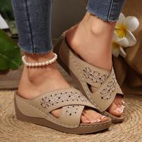 New large size wedge heel hollow sewing line one-character casual cool slippers 36