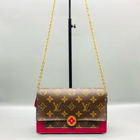 [Pre-Owned] Flore Flower Buckle Classic Monogram Coated Canvas With Calfskin Flower Chain Clutch Shoulder Crossbody Bag - Excellent #1IR22HX ONE SIZE