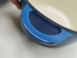 Overmont Emaliuotas ketaus kepimo indas - troškintuvas 24 cm