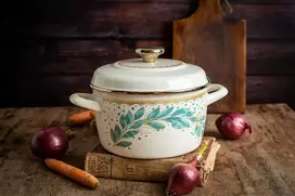 Emaliuotas puodas su dangteliu 16cm 1,9L dujų indukcinis Metalac Žalias Line