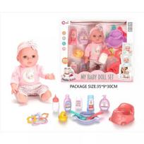 Kalbanti lėlė su priedais – 30 cm