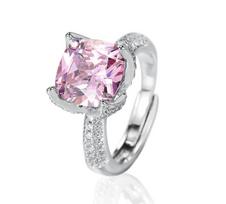 Popular European and American luxury square ice flower cut high carbon diamond ring, celebrity feeling colored treasure ring