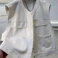 Women's White Denim Vest Sleeveless Button Front Multi Pocket Casual Loose Fit Outerwear L