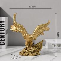 Golden Eagle Resin Handicrafts Simulated Animal Sculptures Bird Statue Decorative Figurines Home Decoration Accessories