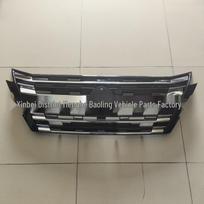 2024 Nissan X-Trail Front Center Grille juoda