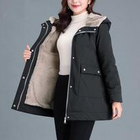 Moteriška žieminė striukė Laisvalaikio šilti paminkštinti paltai Snow Wear pliušinis parkas vidutinio ilgio laisvas gobtuvas su aksominiu pamušalu 2XL juoda