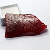 Natural Ruby Red Rough Uncut Huge Size 279.05 Ct CERTIFIED Loose Gemstone 78 mm approx raudona