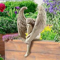 Nordic Style Angel Hugging Leg Resin Figurine for Home Wall or Stairway Decoration