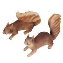 2 Pcs Garden Animal Statue Resin Exquisite Simulated Animal Shape Figurines for Outdoor Terrace Backyards