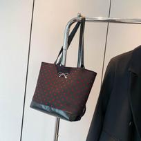 Fashion casual single shoulder armpit large capacity college style tote bag new commuter handbag