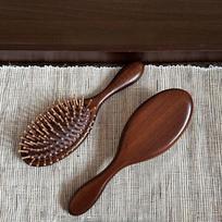 Portable Hand Carved Sandalwood Comb Oval Shape Fine-Toothed Air Cushion Comb Wooden Styling Brush Scalp Massage Brush