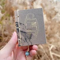 Tao Te Ching Pocket Book: Chinese Scented Edition - Cultural and Creative Sinology Gift Small