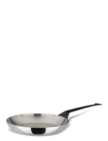 Alessi - Frying Pan In Multi-Layer Material (Aisi 430, Aluminum, 18/10 Stainless Steel) Induction - Keptuvė - Sidabro