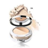 Clinique Beyond Perfecting Powder Foundation + Concealer kompaktinė pudra ir maskuoklis viename - 0A Breeze