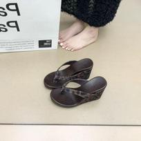 Nauji Pleištai Moteriškos Šlepetės Aukštakulniai Su Klipsu Ant Piršto Batai Dizainerio Moteriški Sandalai Vasarinės Šlepetės Sandalai Zapatos De Mujer 35 leopardo rašto spalva