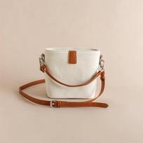 New Style Ladies Messenger Bag Bucket Bag Shoulder Mobile Phone Bag Simple Female Bag Canvas Small Messenger Bag Small Square Bag 20*9.5*17cm balta