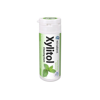 Xylitol becukrė kramtomoji guma šaltmėčių skonio, 30 g.