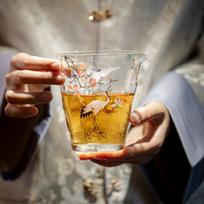 Neo-Chinese Crane Hammered Glass Gong Dao Bei Heat Resistant Transparent Tea Pitcher for Kung Fu Tea Set Home Tea Ceremony 270ml