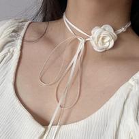Vintage Rose Choker Necklace Lace-up Design Pendant for Women One Size balta