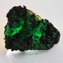 Rough Earth Mined Emerald 49.62 Ct Natural Huge CERTIFIED Green Loose Gemstone 32.5 mm approx. žalia