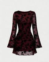 2025 Fall Sexy Mesh Flocking Flare Sleeve Dress with Round Neck Medium raudona